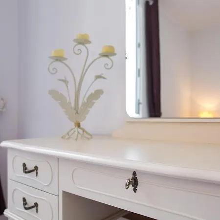 Zlatni Potok - View Of The Old Town Appartamento