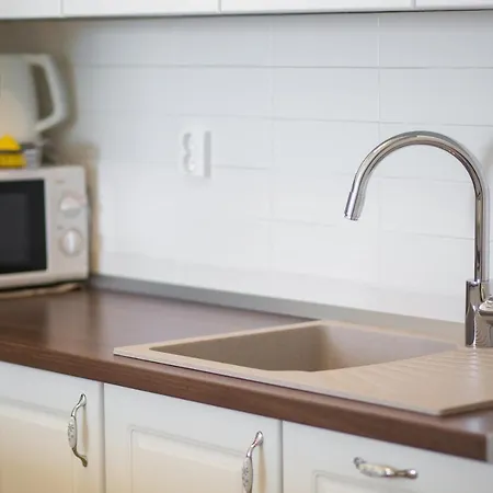 Zlatni Potok - View Of The Old Town