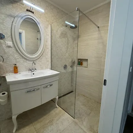 Lägenhet Zlatni Potok - View Of The Old Town *