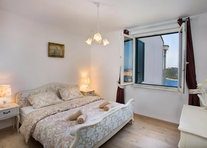 Zlatni Potok - View Of The Old Town *