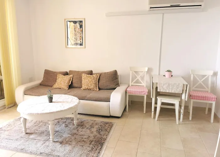 Zlatni Potok - View Of The Old Town דירה *