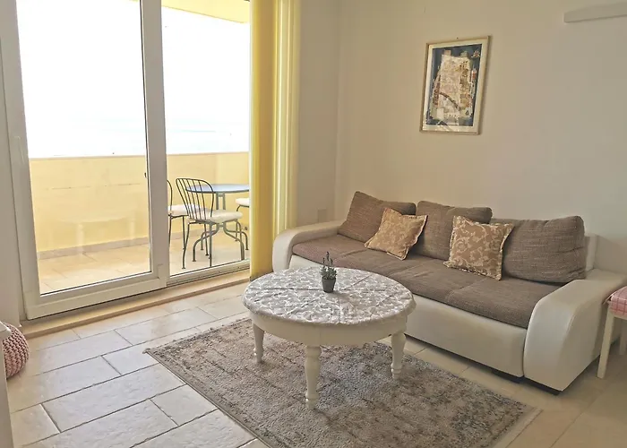 Zlatni Potok - View Of The Old Town شقة دوبروفينك